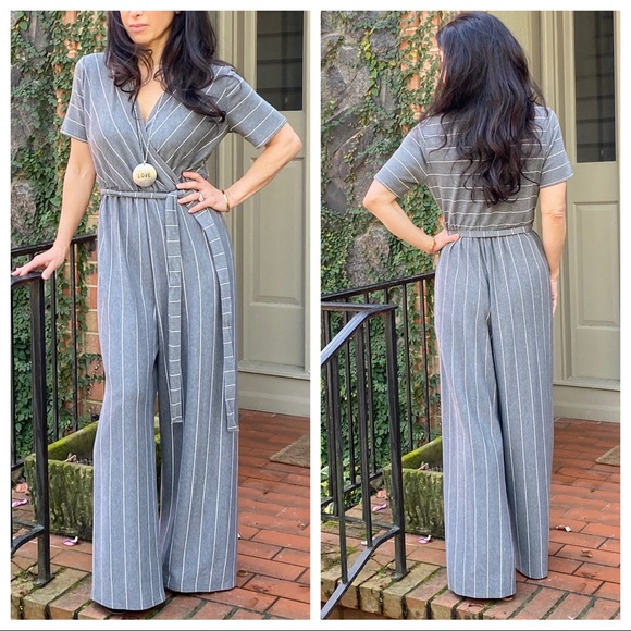 ✨LAST ONE✨Chic faux wrap wide leg belted jumpsuit - Picture 6 of 6